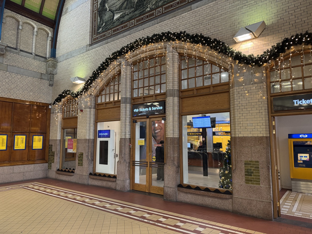 Haarlem train station