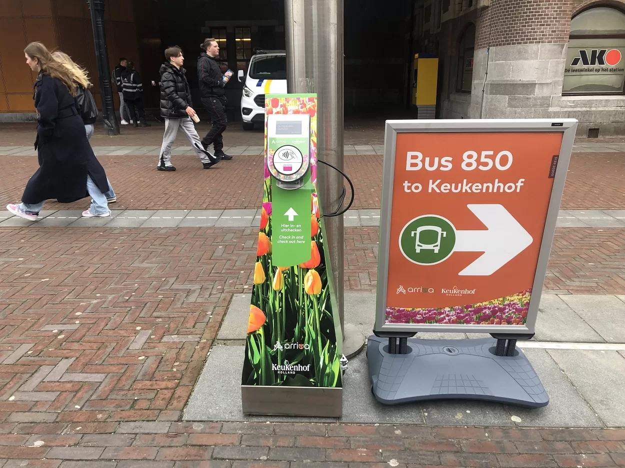 Keukenhof bus 850 from Haarlem