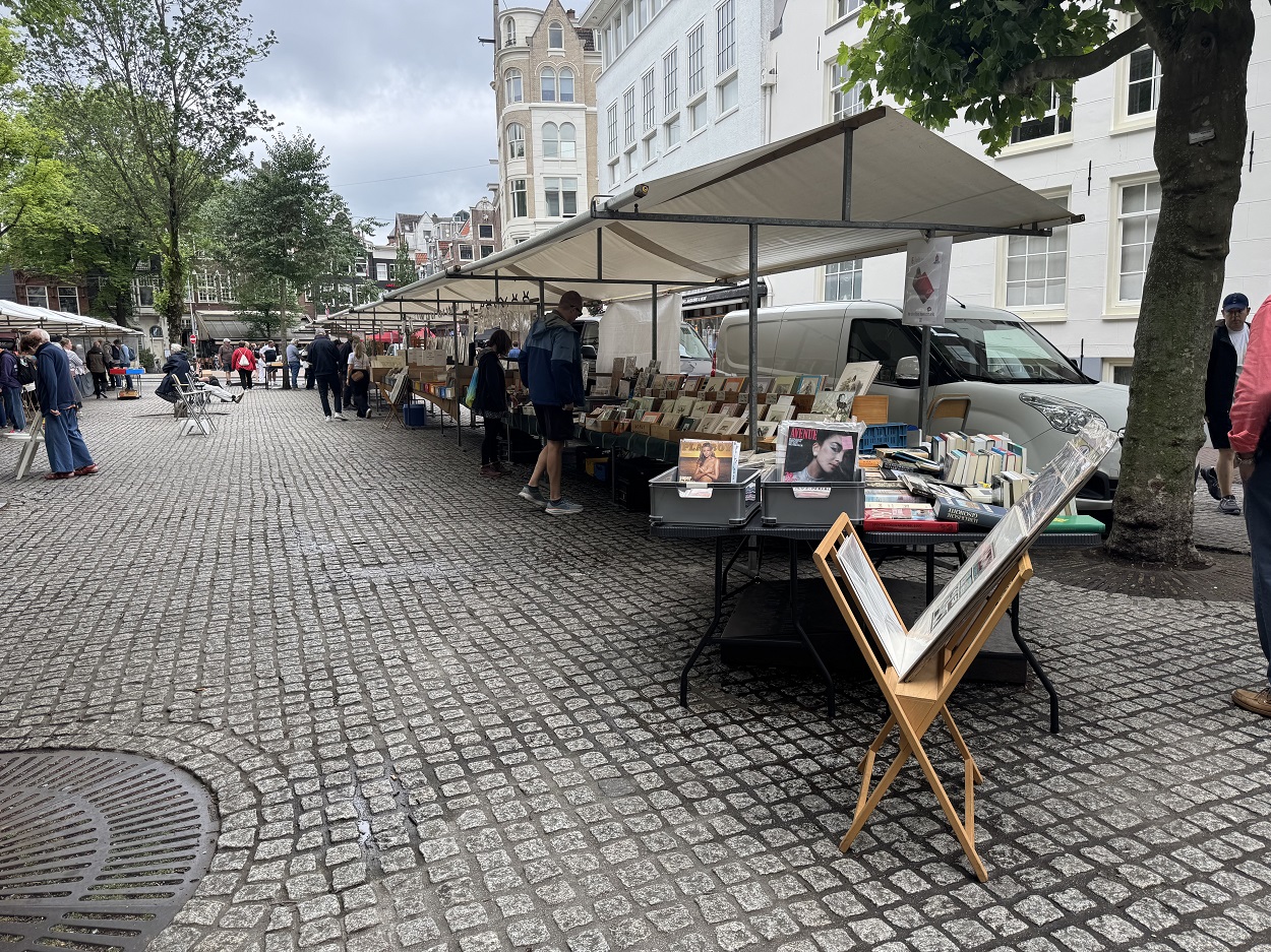 Amsterdam Spui antique books market