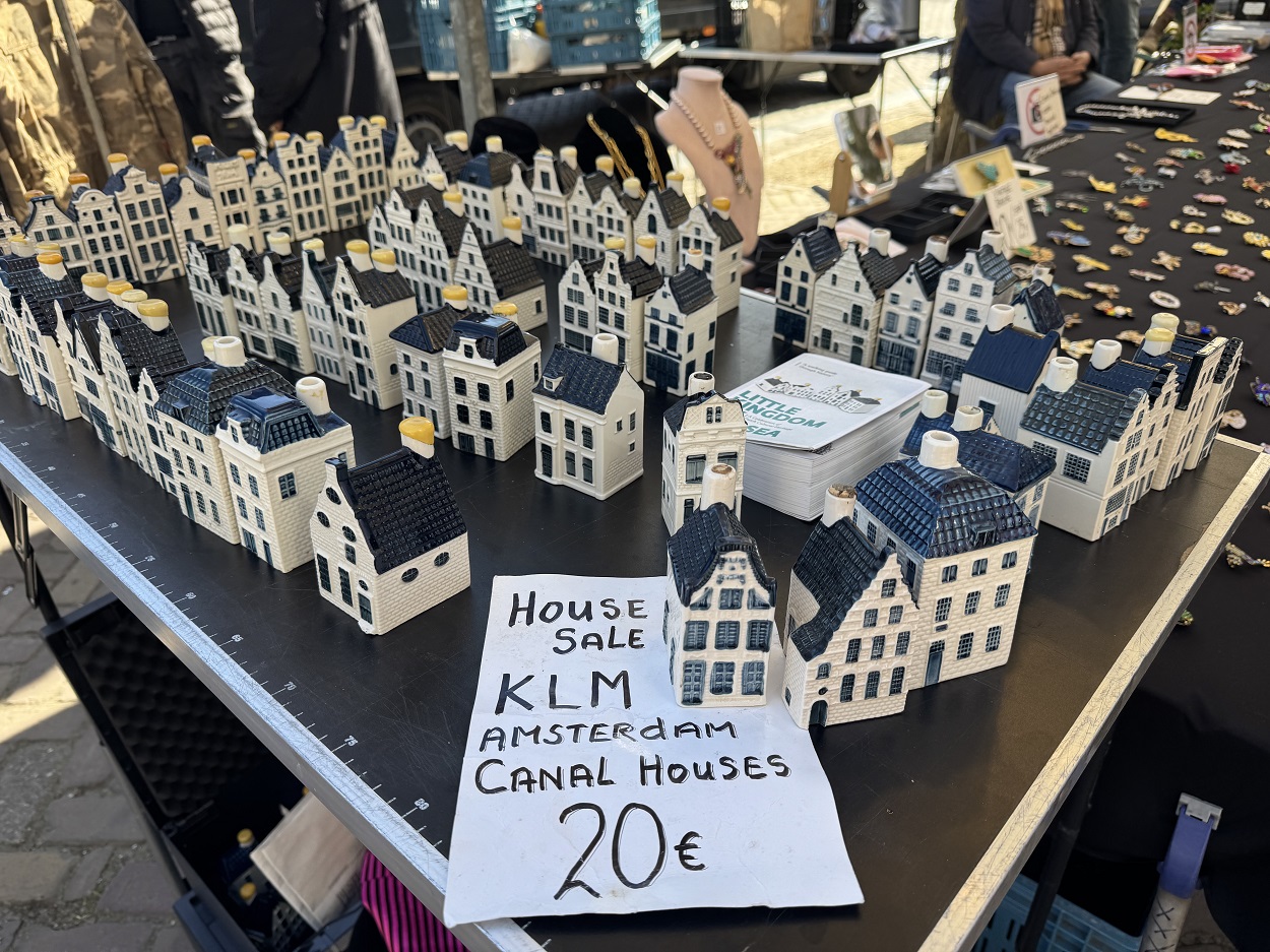 Where to buy KLM houses in Amsterdam?