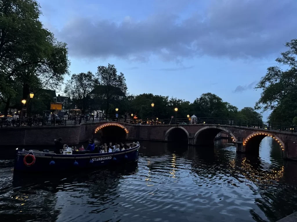 Evening and night canal cruise in Amsterdam