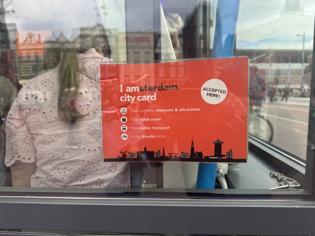 Lovers boat tours are free with I amsterdam City Card